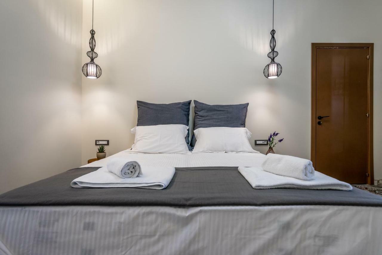 Casa Poli Suites Rhodes City Екстер'єр фото