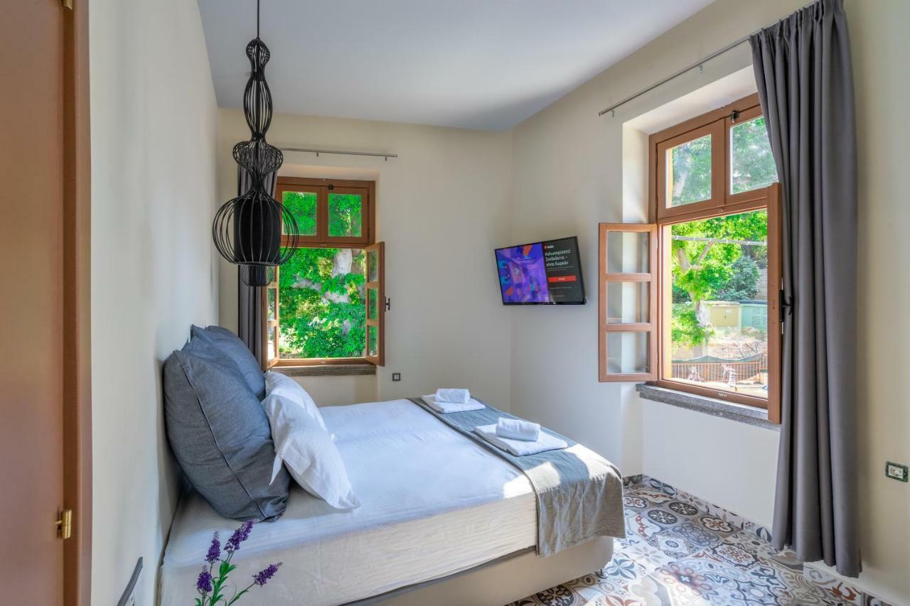 Casa Poli Suites Rhodes City Екстер'єр фото